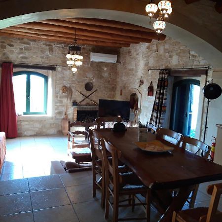 Villa Aloni Margarítai Zewnętrze zdjęcie