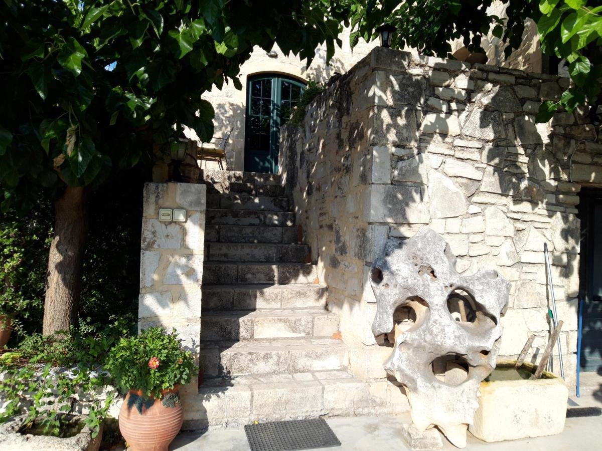 Villa Aloni Margarítai Zewnętrze zdjęcie